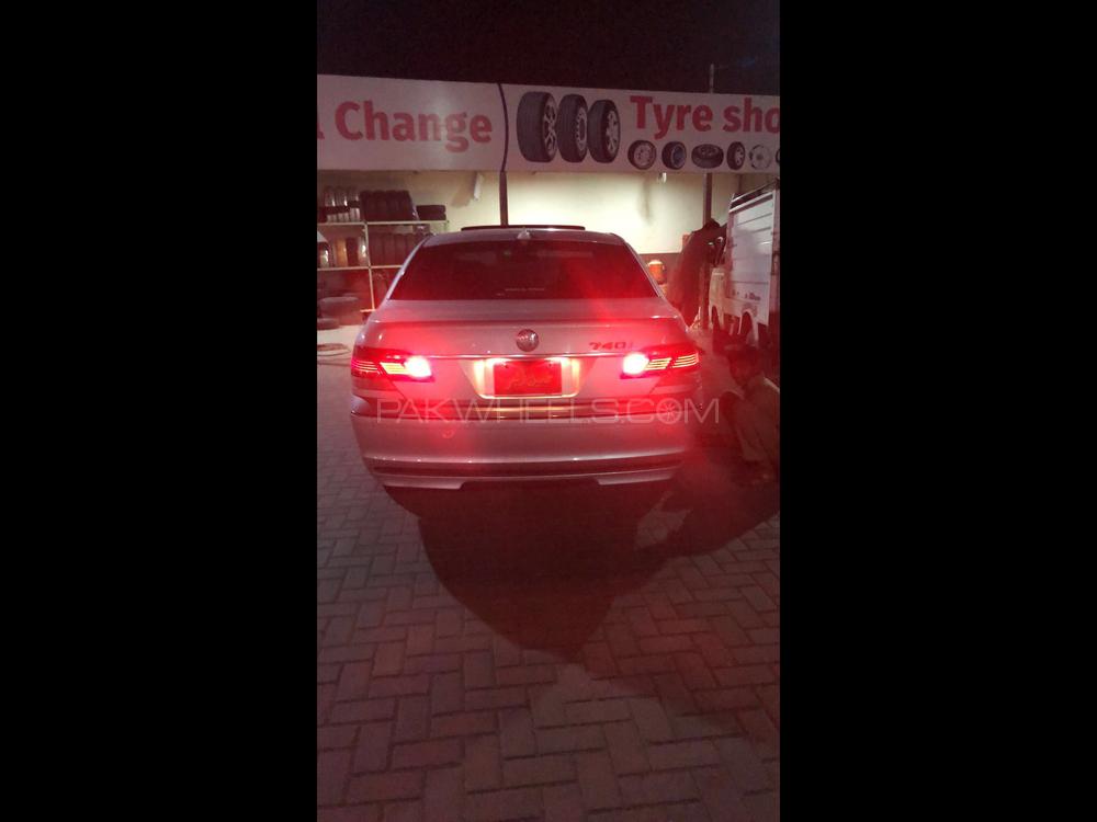 بی ایم ڈبلیو 7 سیریز 2004 for Sale in شیخوپورہ بی ایم ڈبلیو 7 سیریز 2004 for Sale in شیخوپورہ Image-7