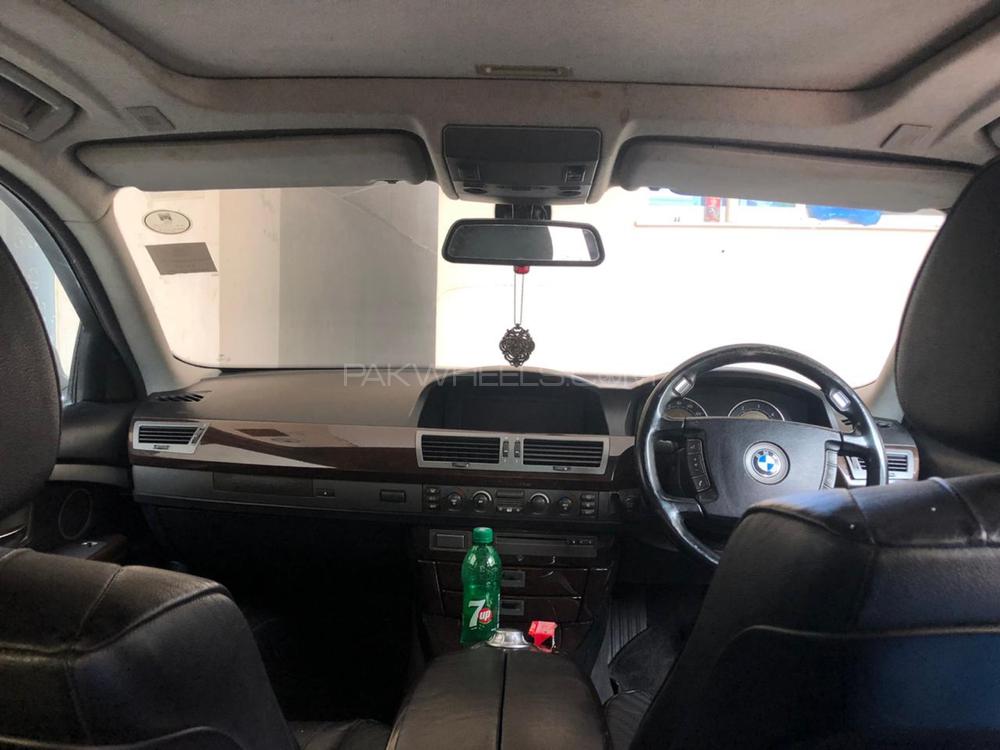 بی ایم ڈبلیو 7 سیریز 2004 for Sale in شیخوپورہ بی ایم ڈبلیو 7 سیریز 2004 for Sale in شیخوپورہ Image-8