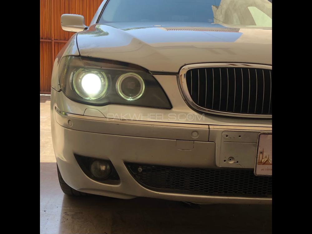 بی ایم ڈبلیو 7 سیریز 2004 for Sale in شیخوپورہ بی ایم ڈبلیو 7 سیریز 2004 for Sale in شیخوپورہ Image-2