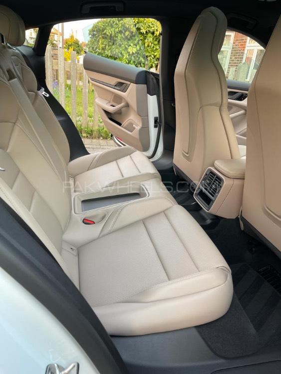 Porsche Taycan 2021 for Sale in Lahore Porsche Taycan 2021 for Sale in Lahore Image-9