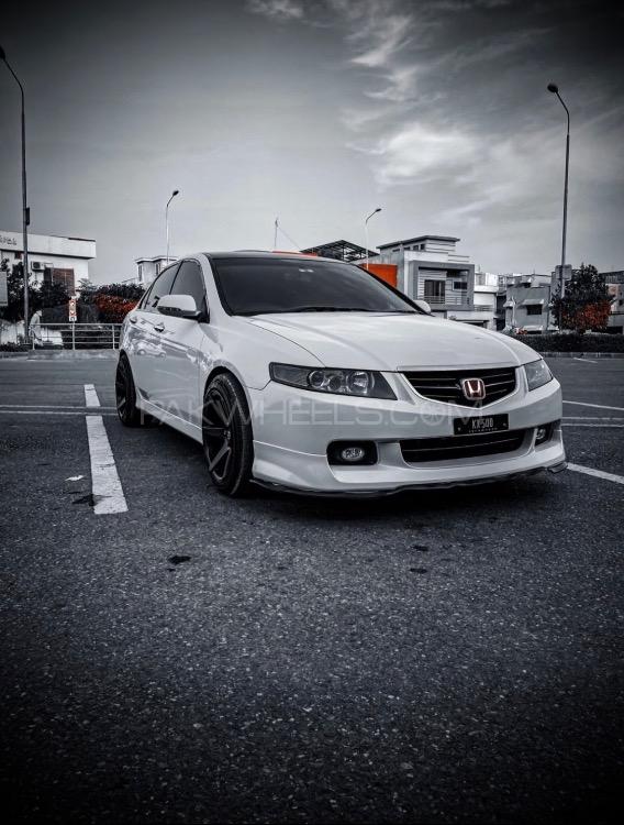 Honda Accord - 2004  Image-1