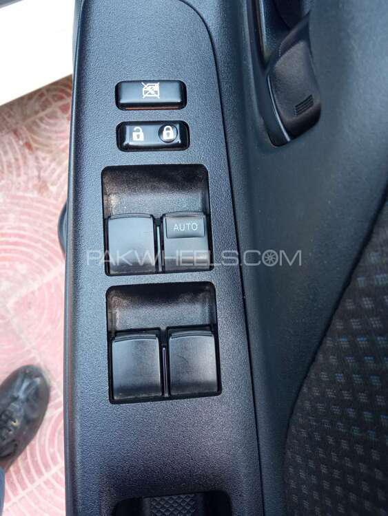 Toyota Vitz 2017 for Sale in Islamabad Toyota Vitz 2017 for Sale in Islamabad Image-12