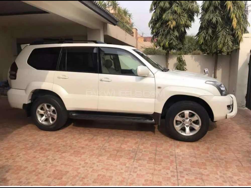 Toyota Prado 2004 for Sale in Gujranwala Toyota Prado 2004 for Sale in Gujranwala Image-5
