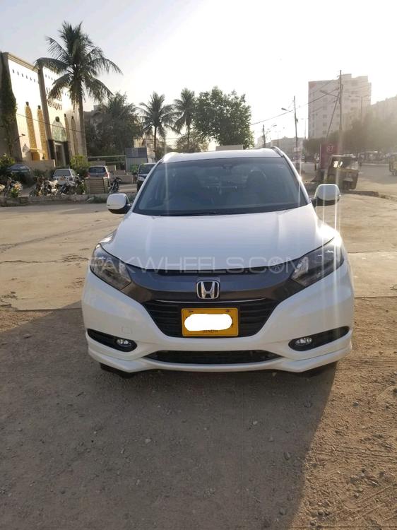 Honda Vezel 2014 for Sale in Karachi Image-1