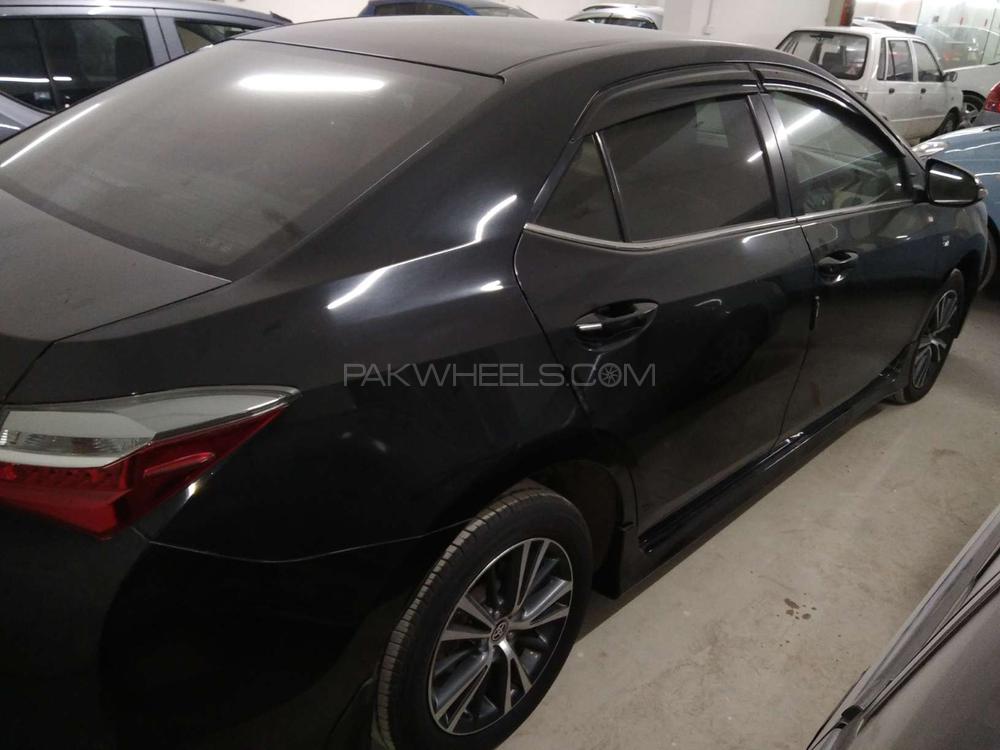 Toyota Corolla 2018 for Sale in Karachi Toyota Corolla 2018 for Sale in Karachi Image-10
