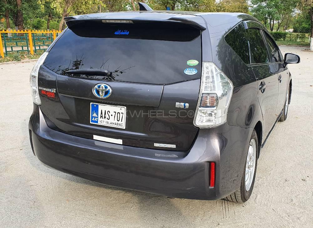 Toyota Prius Alpha 2014 for Sale in Islamabad Toyota Prius Alpha 2014 for Sale in Islamabad Image-3
