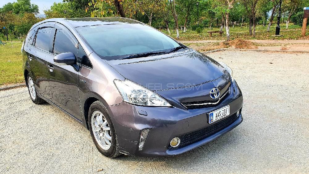 Toyota Prius Alpha 2014 for Sale in Islamabad Toyota Prius Alpha 2014 for Sale in Islamabad Image-7
