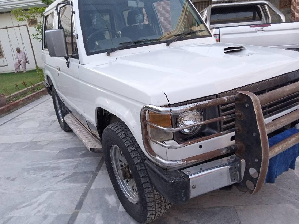 Mitsubishi Pajero 1987 for Sale in Karachi Image-1