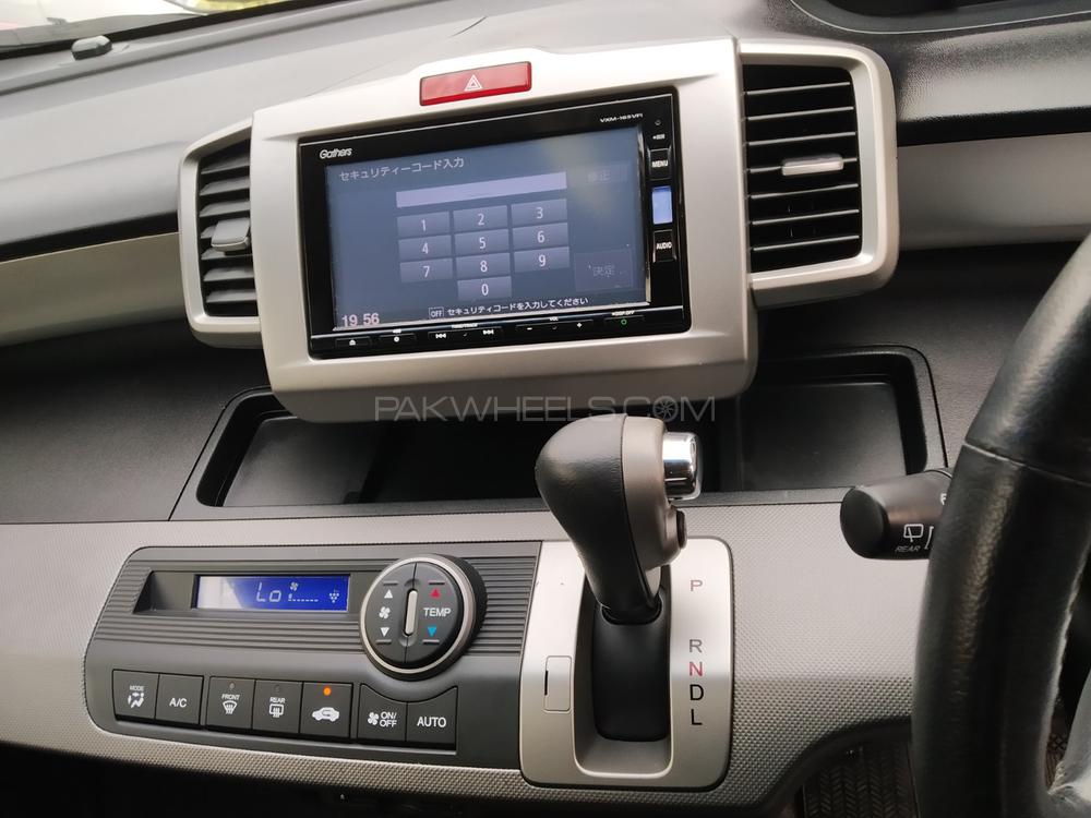 Honda Freed 2016 for Sale in Lahore Honda Freed 2016 for Sale in Lahore Image-7