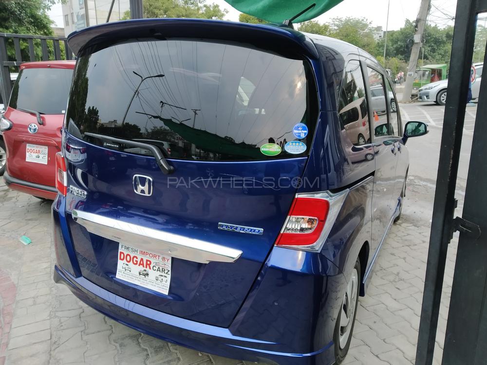 Honda Freed 2016 for Sale in Lahore Honda Freed 2016 for Sale in Lahore Image-15