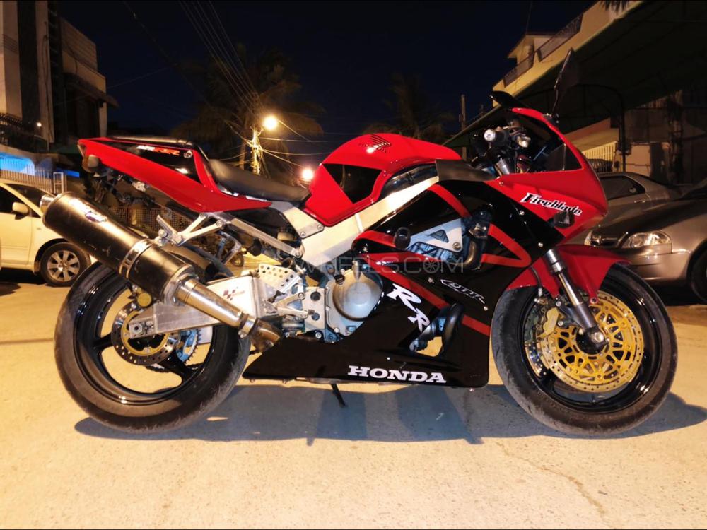 Honda cbr 2000