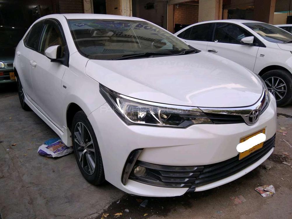 Toyota Corolla 2018 for Sale in Karachi Image-1