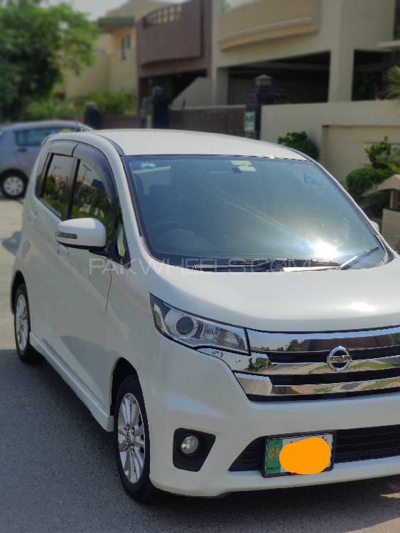 نسان ڈیز ہائی وے اسٹار 2014 for Sale in لاہور نسان ڈیز ہائی وے اسٹار 2014 for Sale in لاہور Image-3