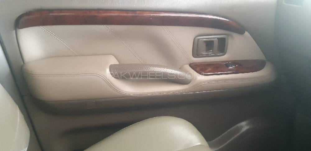 Toyota Prado 2001 for Sale in Peshawar Toyota Prado 2001 for Sale in Peshawar Image-17