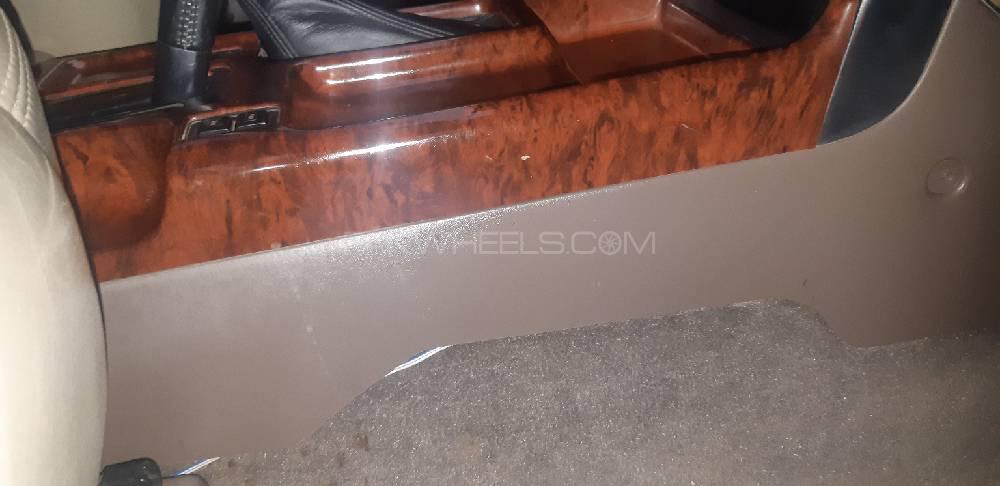 Toyota Prado 2001 for Sale in Peshawar Toyota Prado 2001 for Sale in Peshawar Image-19