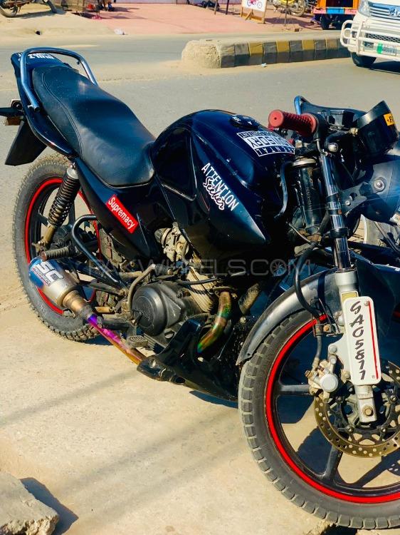 Yamaha YBR 125 - 2017  Image-1