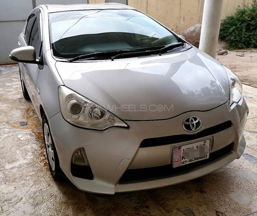 Toyota Aqua 2014 for Sale in Peshawar Toyota Aqua 2014 for Sale in Peshawar Image-2