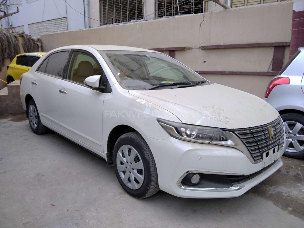 Toyota Premio 2018 for Sale in Karachi Image-1