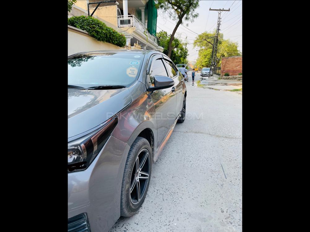 Toyota Corolla 2014 for Sale in Lahore Toyota Corolla 2014 for Sale in Lahore Image-4