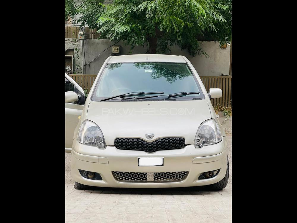 Toyota Vitz 2002 for Sale in Islamabad Image-1