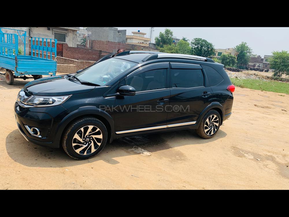 Honda BR-V 2017 for Sale in Sialkot Image-1