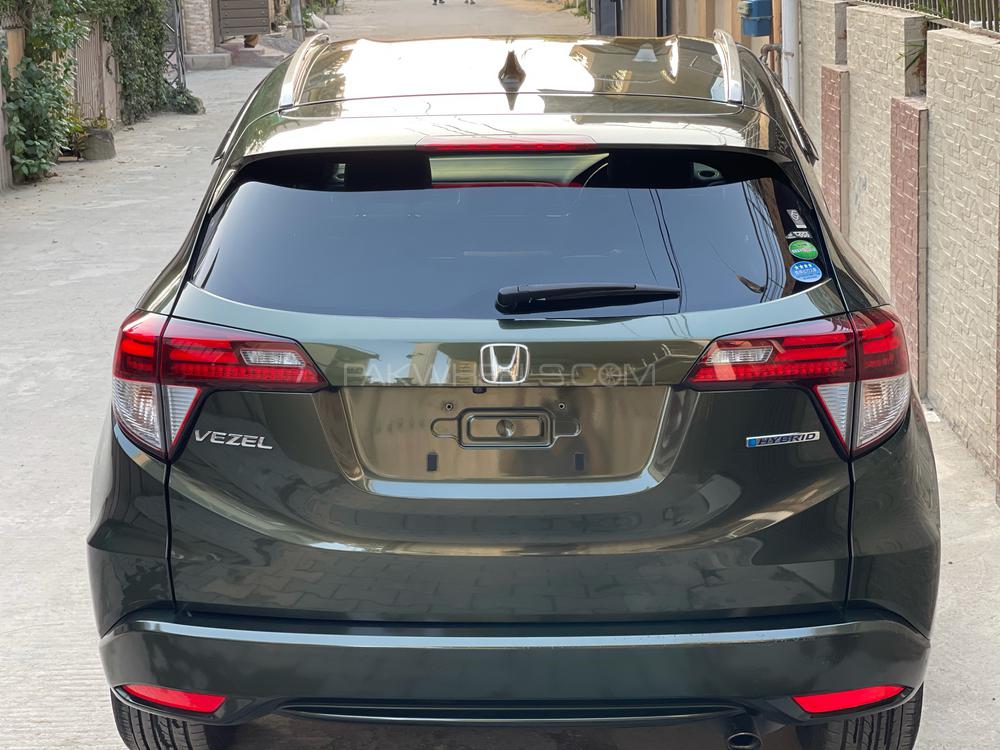 Honda Vezel 2016 for Sale in Islamabad Honda Vezel 2016 for Sale in Islamabad Image-4