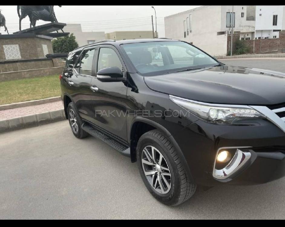 ٹویوٹا فورچیونر 2018 for Sale in ملتان ٹویوٹا فورچیونر 2018 for Sale in ملتان Image-8