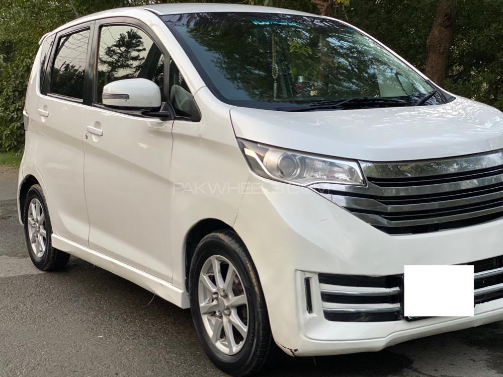 نسان ڈیز ہائی وے اسٹار 2013 for Sale in لاہور نسان ڈیز ہائی وے اسٹار 2013 for Sale in لاہور Image-6