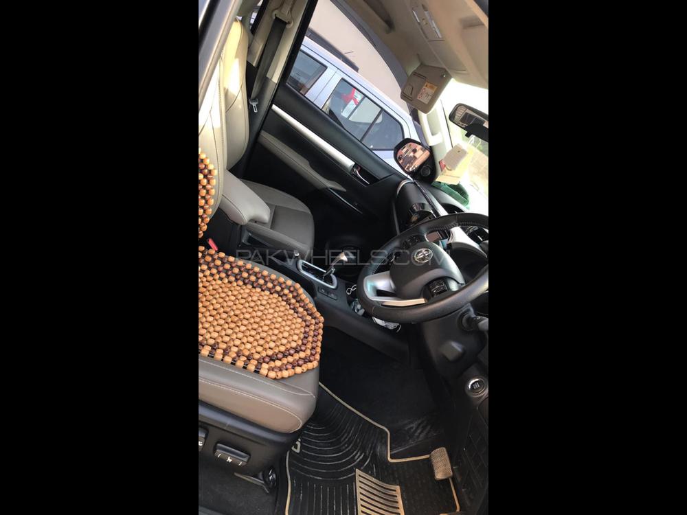Toyota Hilux 2019 for Sale in Karachi Toyota Hilux 2019 for Sale in Karachi Image-5