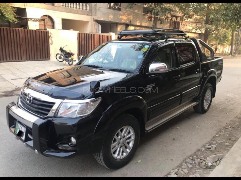 ٹویوٹا ہائیلکس 2016 for Sale in لاہور Image-1
