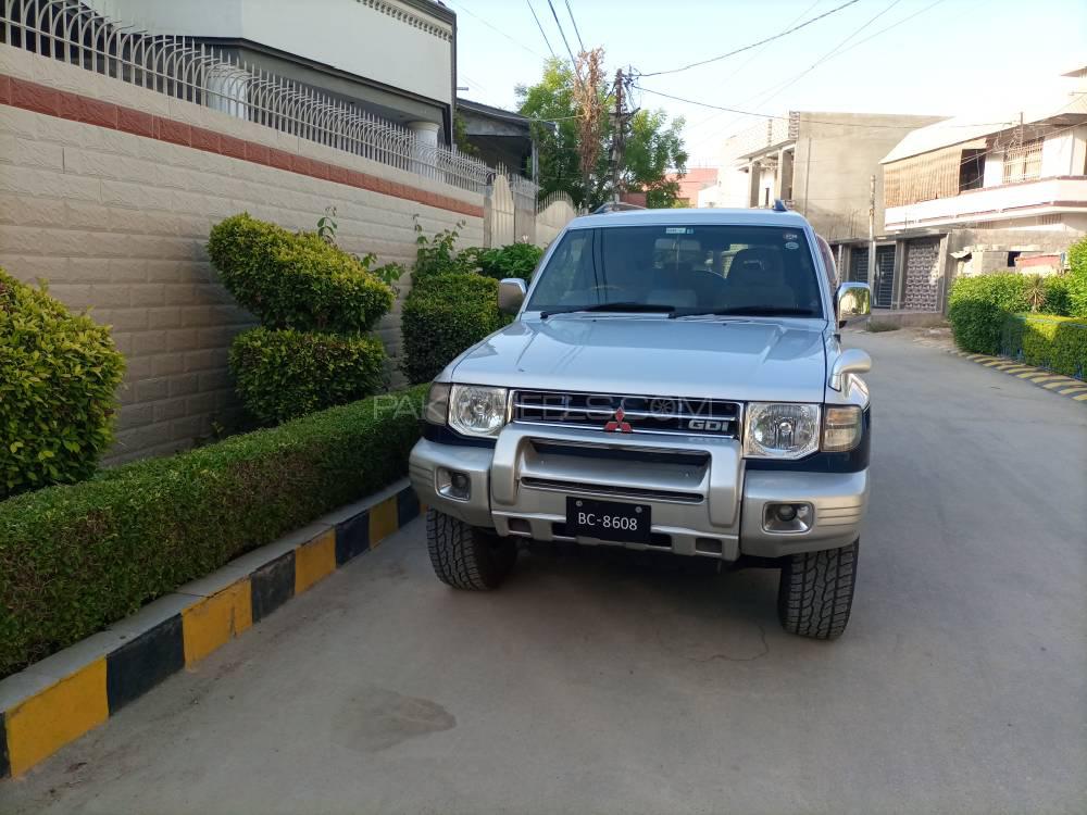 Mitsubishi Pajero 1998 for Sale in Karachi Mitsubishi Pajero 1998 for Sale in Karachi Image-2