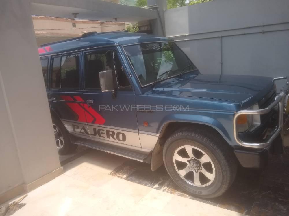 Mitsubishi Pajero 1990 for Sale in Karachi Mitsubishi Pajero 1990 for Sale in Karachi Image-2