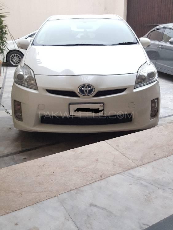 Toyota Prius 2010 for Sale in Peshawar Toyota Prius 2010 for Sale in Peshawar Image-3