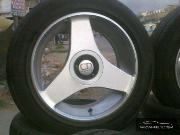 16'Inch Bridgestone Tyre and CD Rims  Image-1