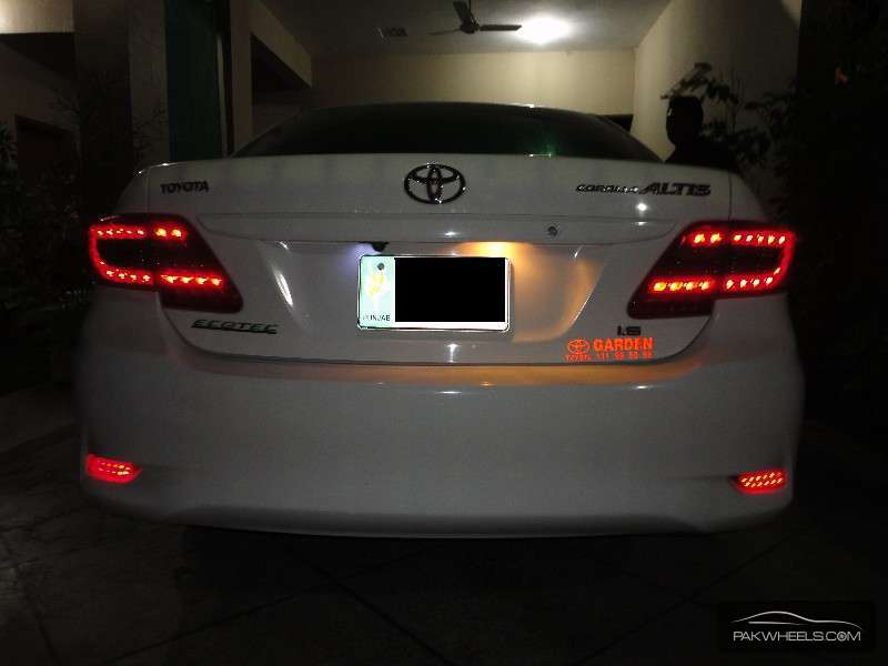 Corolla Backlights 2011-2014 Image-1