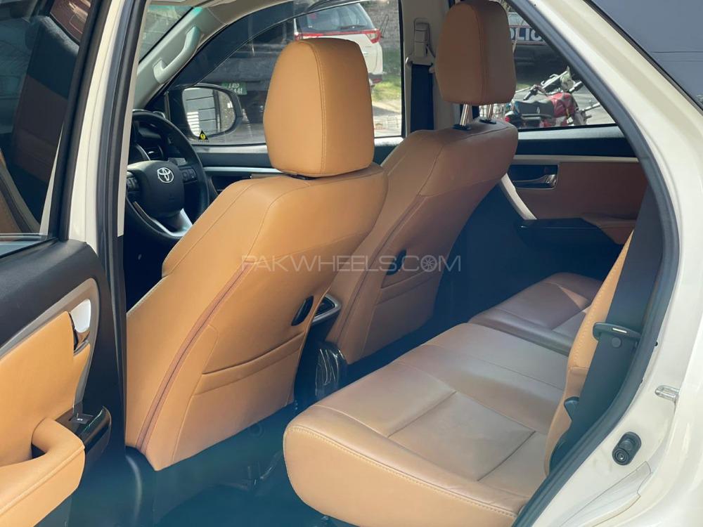 Toyota Fortuner 2018 for Sale in Sialkot Toyota Fortuner 2018 for Sale in Sialkot Image-13