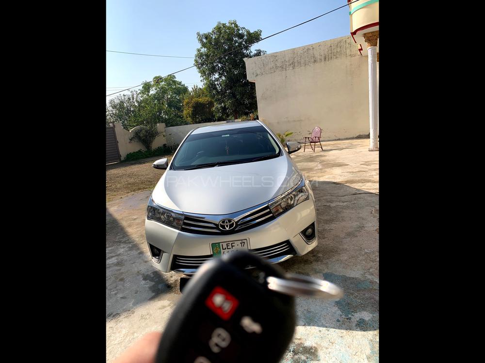 Toyota Corolla 2017 for Sale in Bhimber Image-1