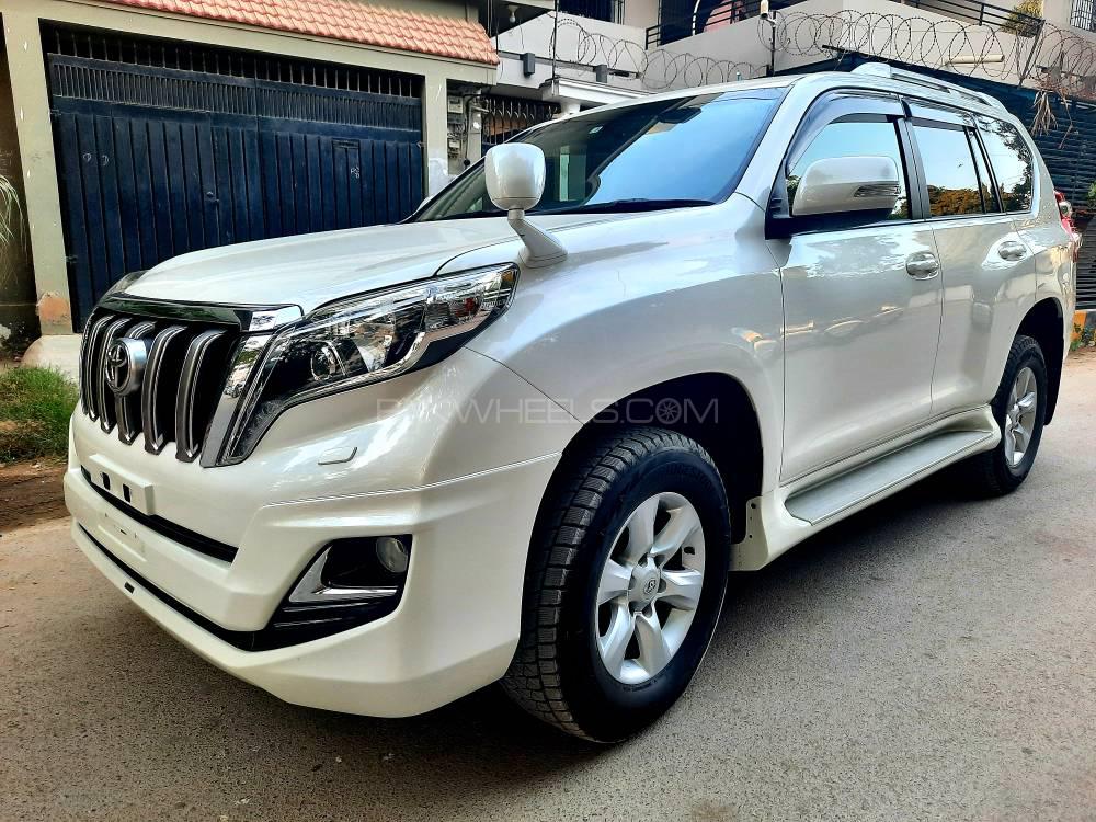 Toyota Prado 2015 for Sale in Karachi Toyota Prado 2015 for Sale in Karachi Image-9