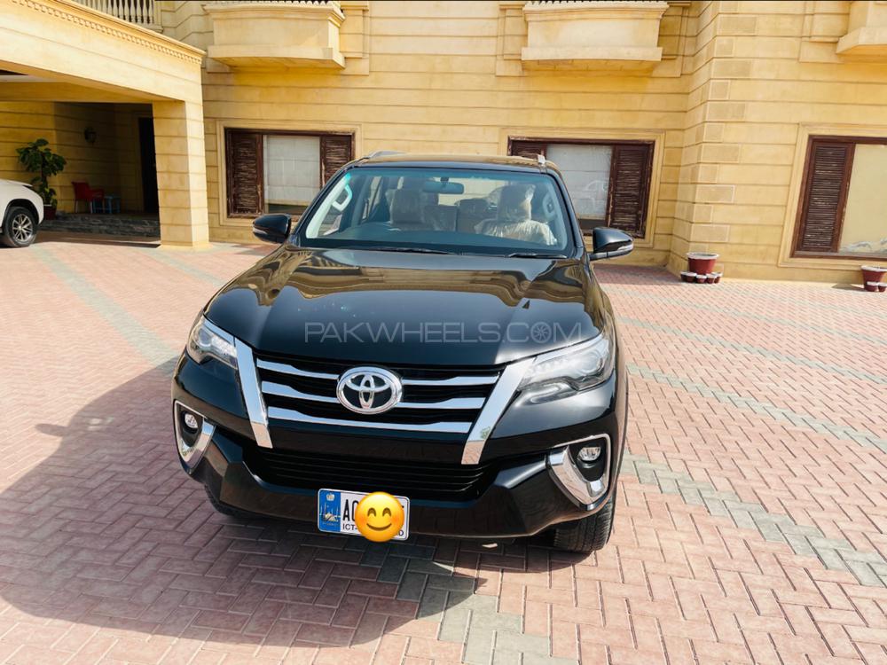 ٹویوٹا فورچیونر 2018 for Sale in ملتان ٹویوٹا فورچیونر 2018 for Sale in ملتان Image-2