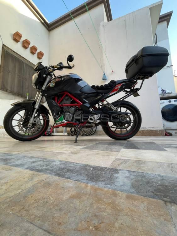 Benelli TNT 25  - 2017  Image-1
