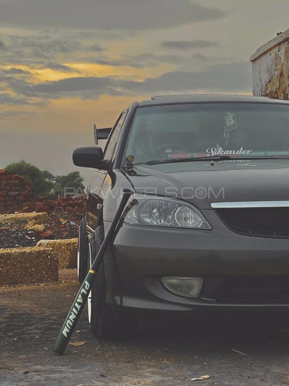 ہونڈا سوک - 2005  Image-1