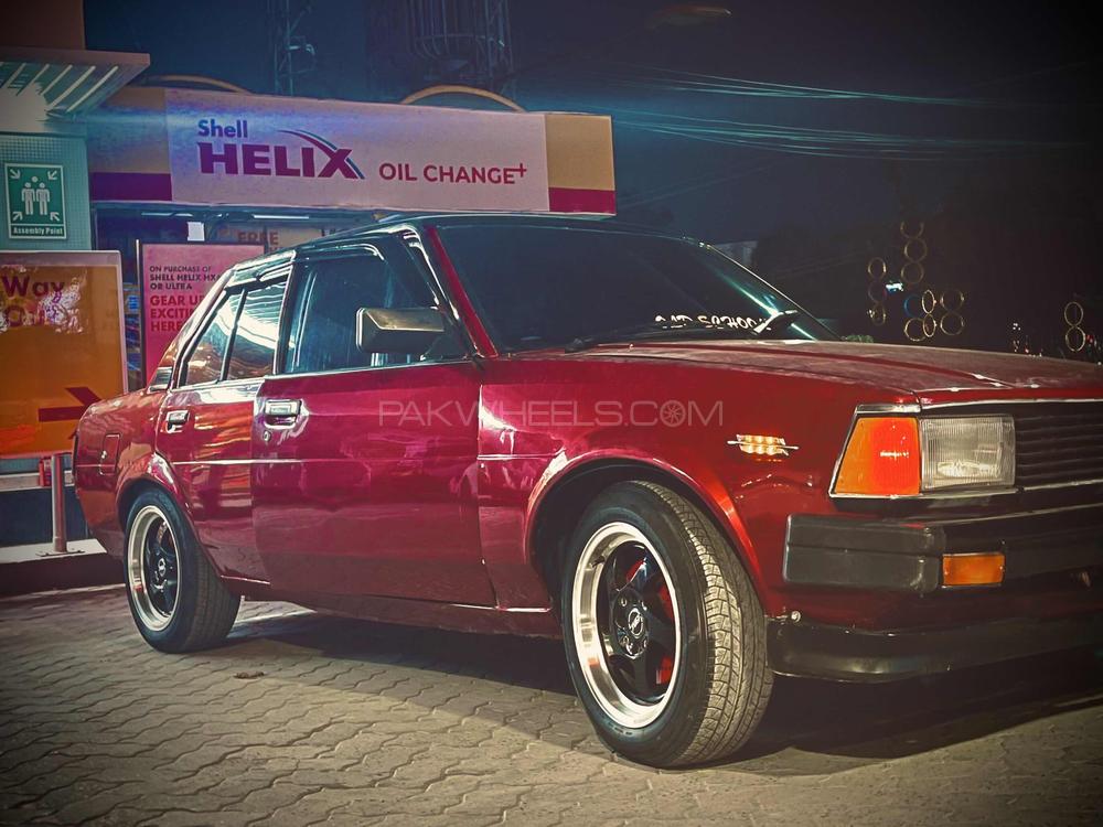 Toyota Corolla - 1982 ke70 Image-1