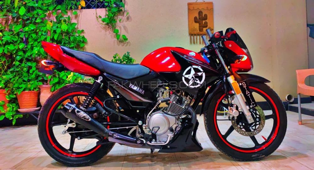 Yamaha YBR 125 - 2022  Image-1