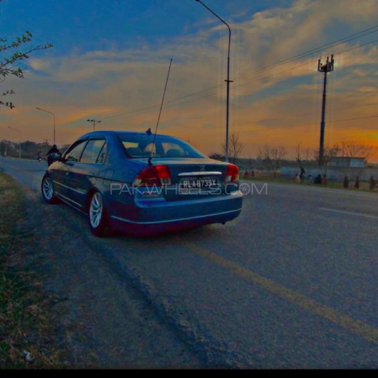 Honda Civic - 2005  Image-1