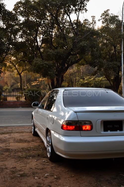 Honda Civic - 1995  Image-1