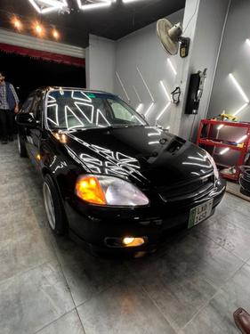 ہونڈا سوک - 2000