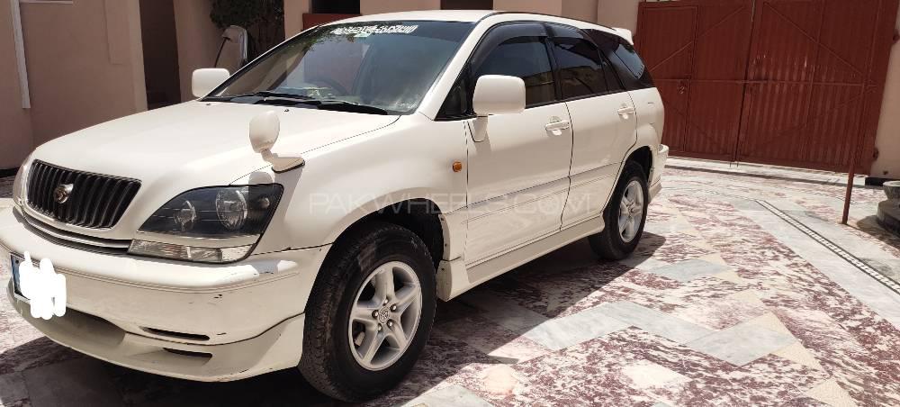 Toyota harrier 2000 год