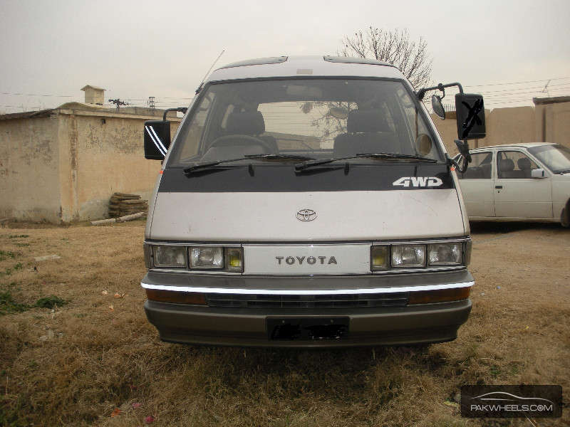 Toyota Town Ace 1987 for Sale in Islamabad Image-1