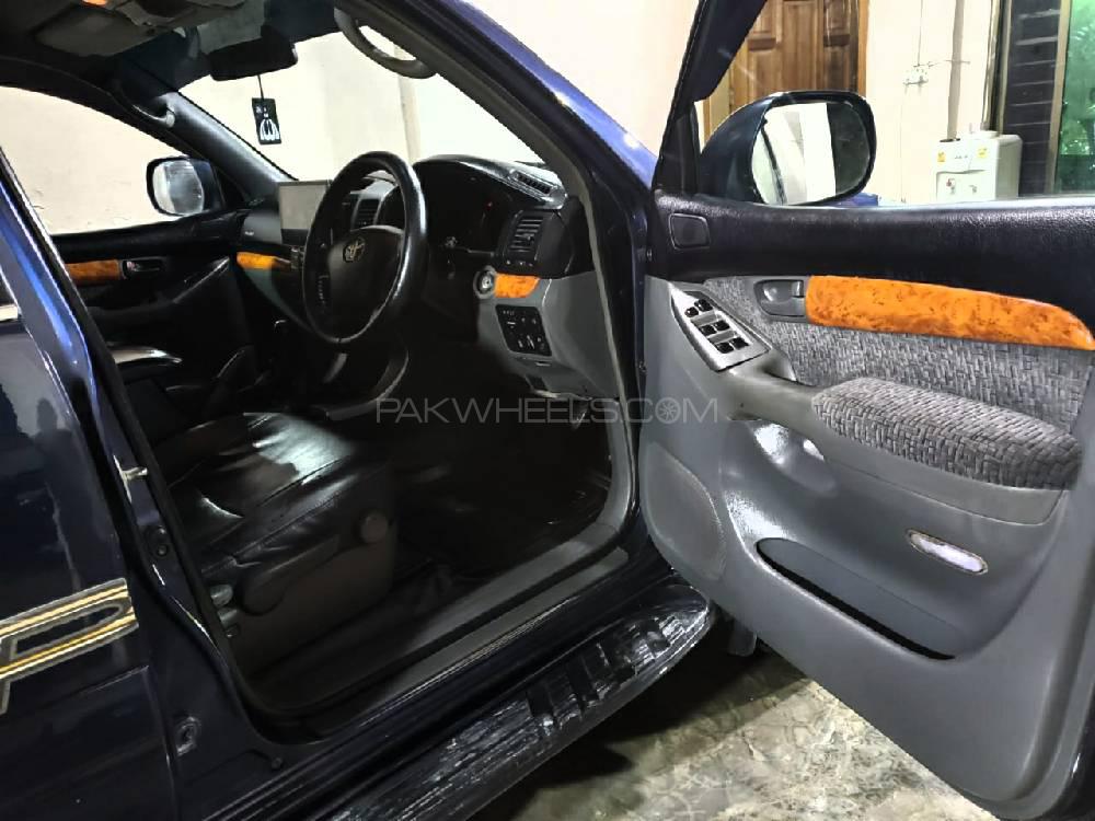 ٹویوٹا پراڈو 2004 for Sale in لاہور ٹویوٹا پراڈو 2004 for Sale in لاہور Image-5