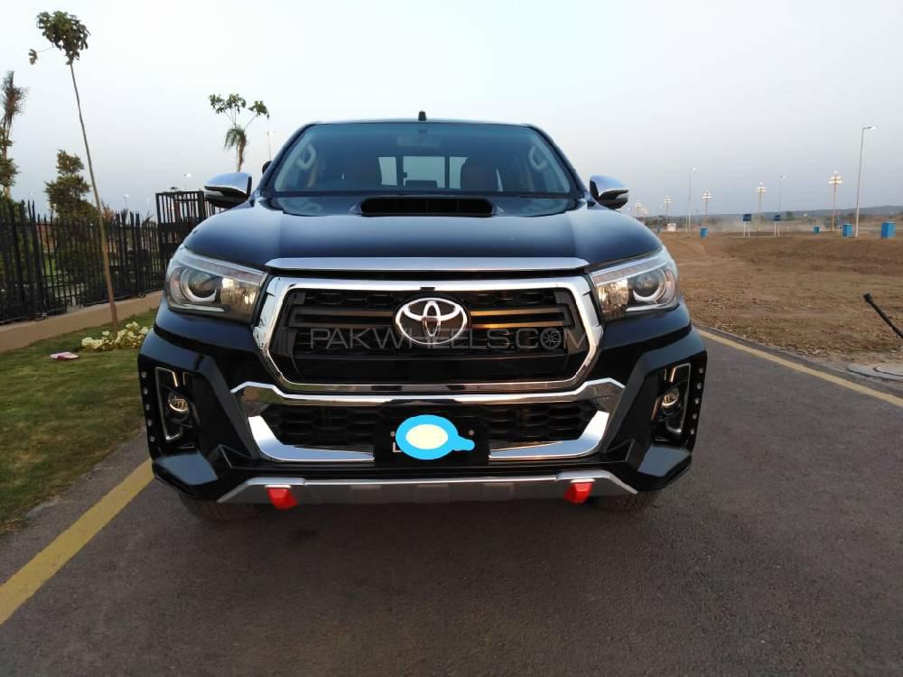 Toyota Hilux 2017 for Sale in Gujrat Image-1